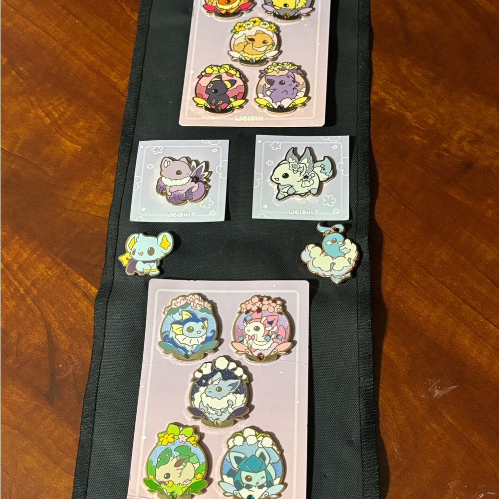 SOLD Bundle of Enamel Pins! Pre-owned Eevee & Weishiart Pins